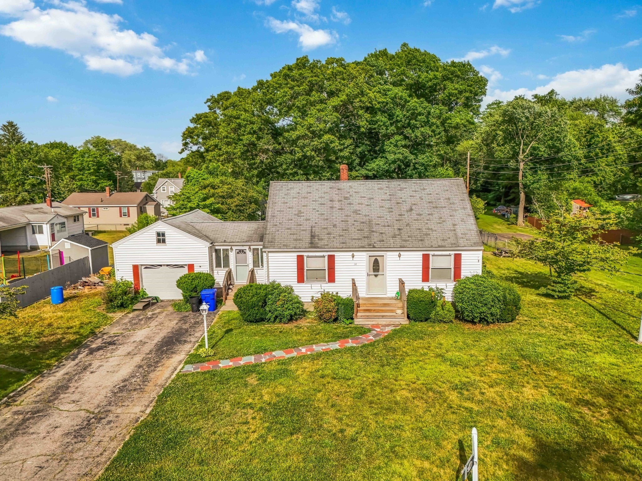 14 Highland Ave