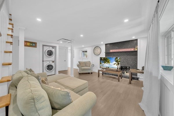 35 Holbrook Ave, Wellfleet, MA, 35 Holbrook Ave, Wellfleet, MA Photo #17