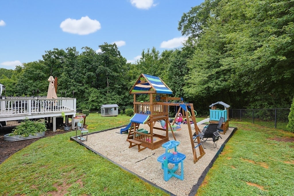 28 Roland Way, Milford, MA, 28 Roland Way, Milford, MA Photo #24