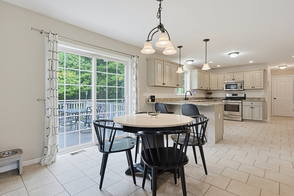 28 Roland Way, Milford, MA, 28 Roland Way, Milford, MA Photo #3