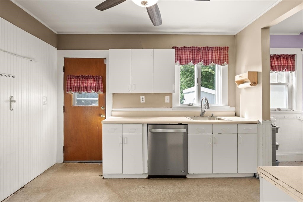 8 Palmer Ave, Saugus, MA, 8 Palmer Ave, Saugus, MA Photo #19