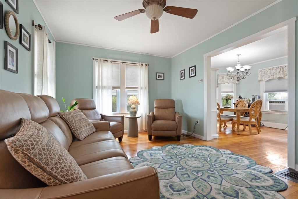 8 Palmer Ave, Saugus, MA, 8 Palmer Ave, Saugus, MA Photo #8