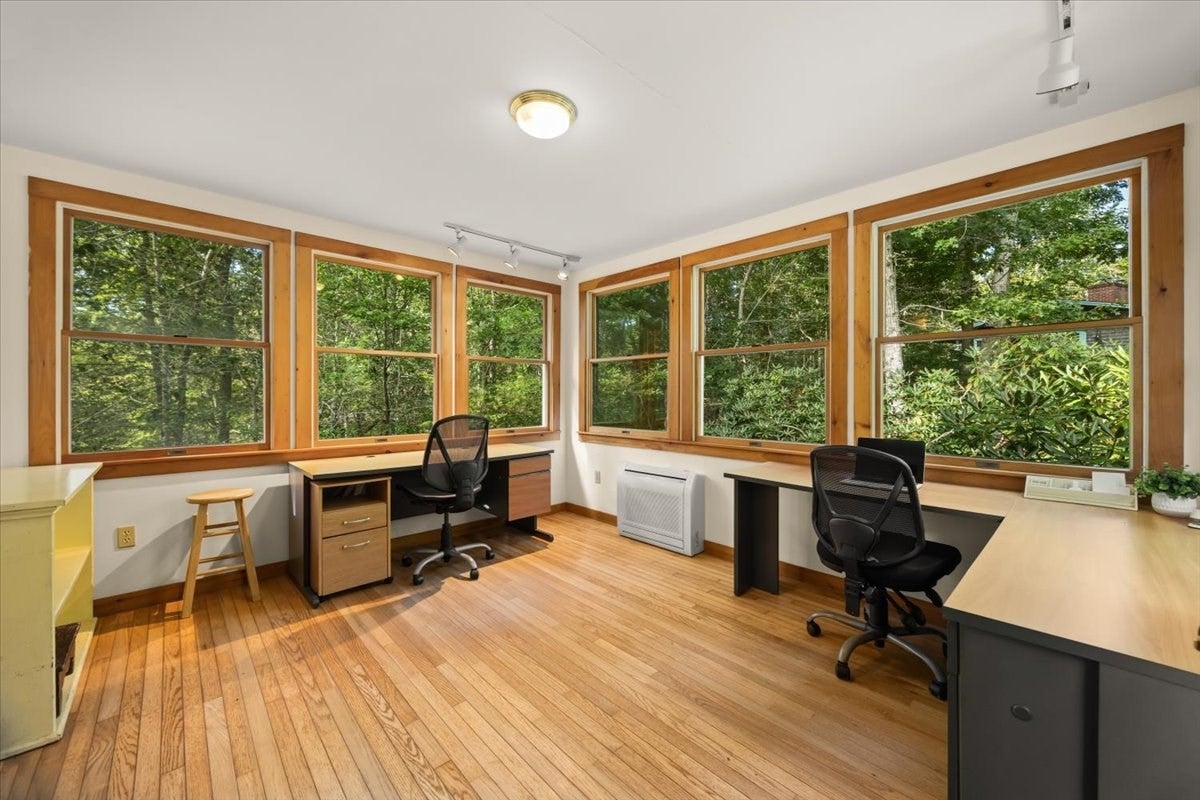 89 F R Lillie RD, Falmouth, MA, 89 F R Lillie RD, Falmouth, MA Photo #24