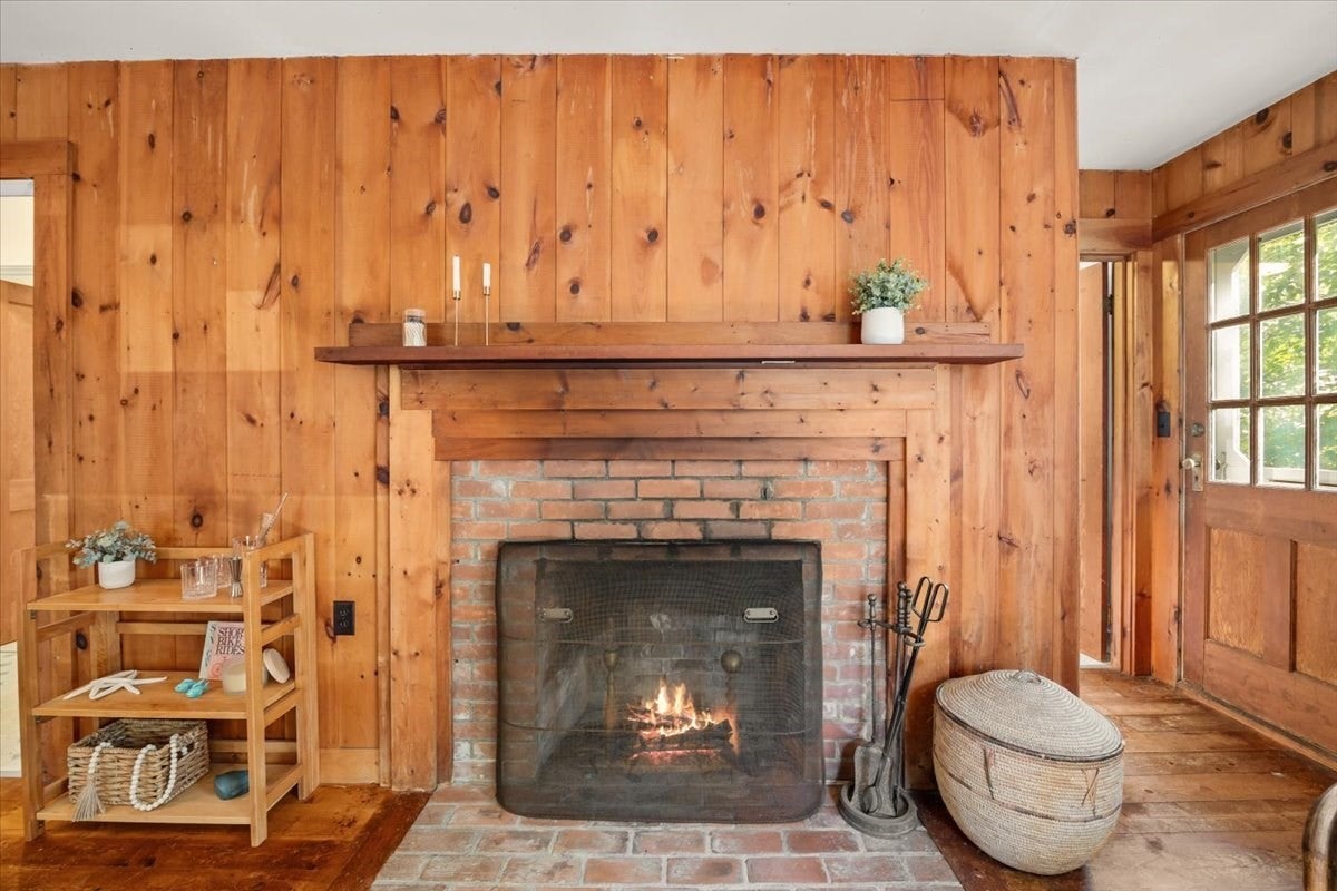 89 F R Lillie RD, Falmouth, MA, 89 F R Lillie RD, Falmouth, MA Photo #8