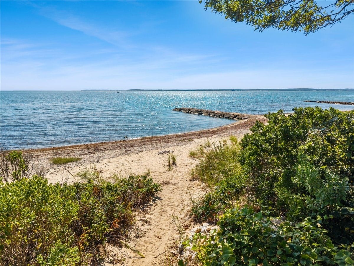 89 F R Lillie RD, Falmouth, MA, 89 F R Lillie RD, Falmouth, MA Photo #28