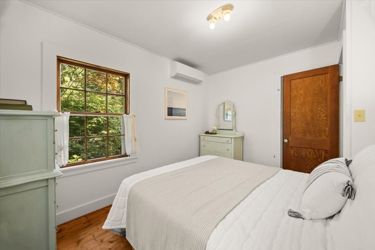 89 F R Lillie RD, Falmouth, MA, 89 F R Lillie RD, Falmouth, MA Photo #15