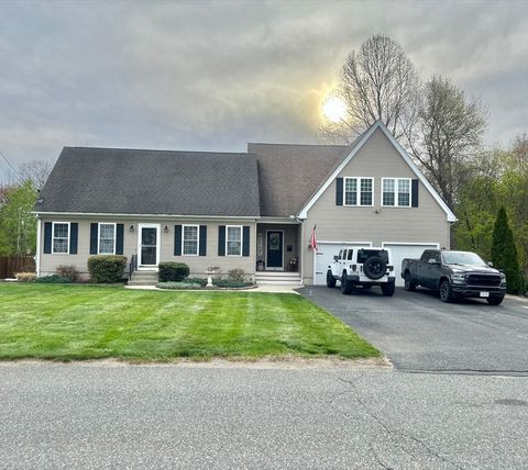 Photo of 42 Mechanic St, Palmer, MA 01069 (MLS # 73511625)