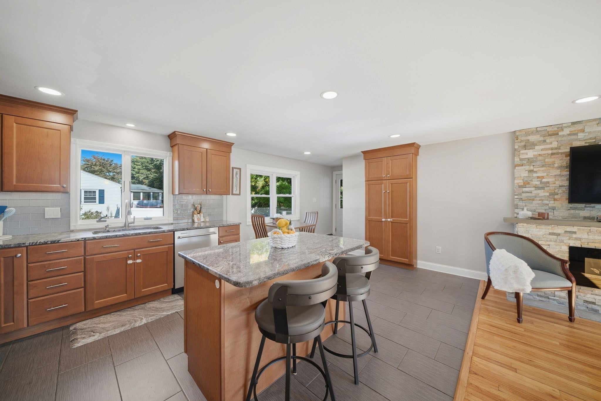 106 Harwood Ave, Littleton, MA, 106 Harwood Ave, Littleton, MA Photo #8