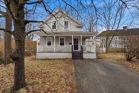 12 Southwick St Middleboro MA 02346