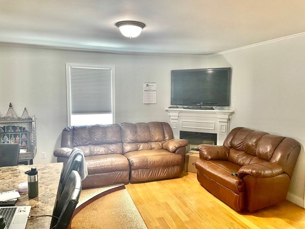 34 Prospect St #1, Waltham, MA Photo #8