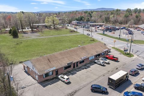 Photo of 135 B Northampton St, Easthampton, MA 01027 (MLS # 73504385)