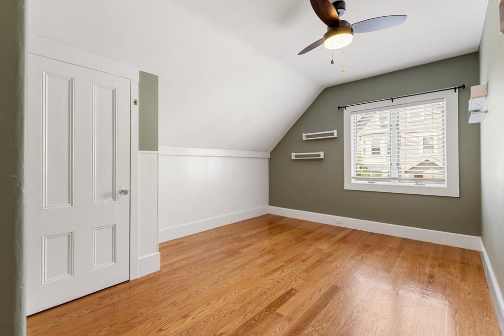18 Willow Ave, Salem, MA Photo #20