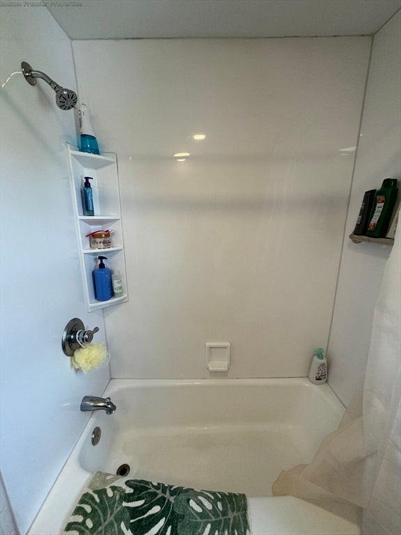 46 Brunswick ST #2, Quincy, MA Photo #12