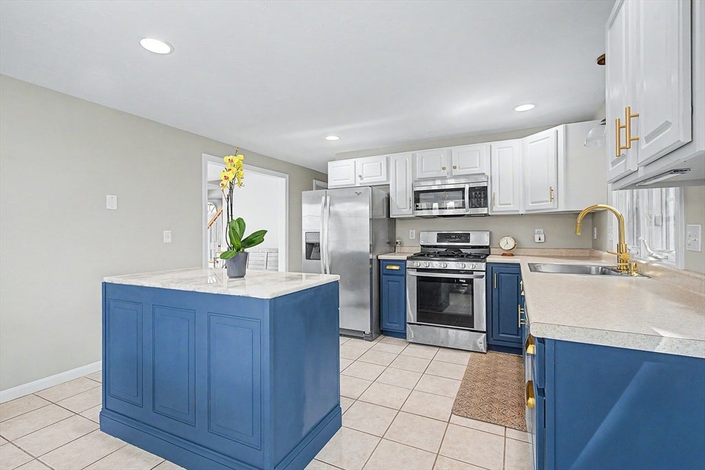 10 Fuller Ave #15, Attleboro, MA, 10 Fuller Ave #15, Attleboro, MA Photo #10
