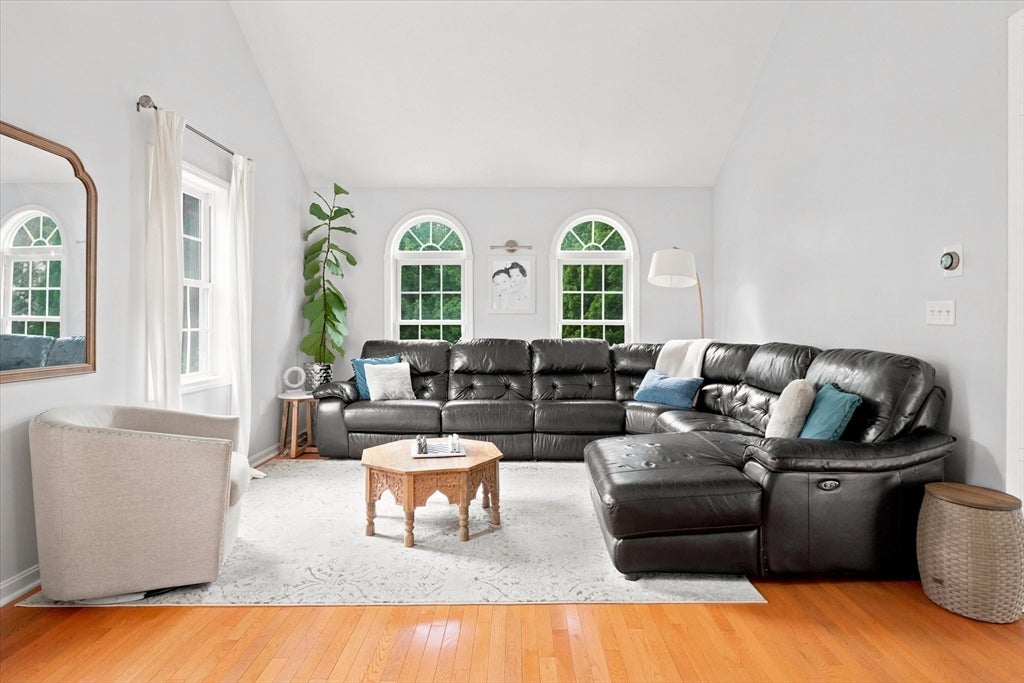 14 Bartlett Road, Methuen, MA, 14 Bartlett Road, Methuen, MA Photo #8