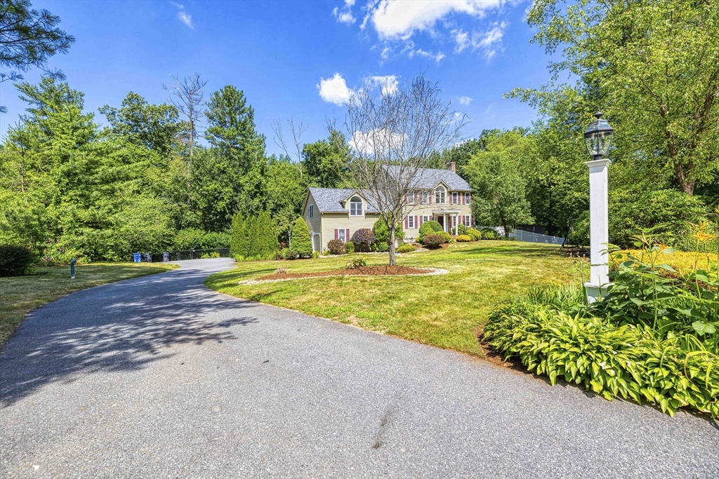 55 Blackberry Hill Rd