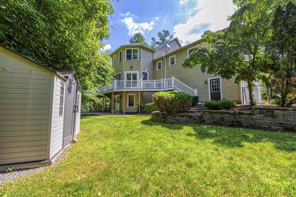 55 Blackberry Hill Rd