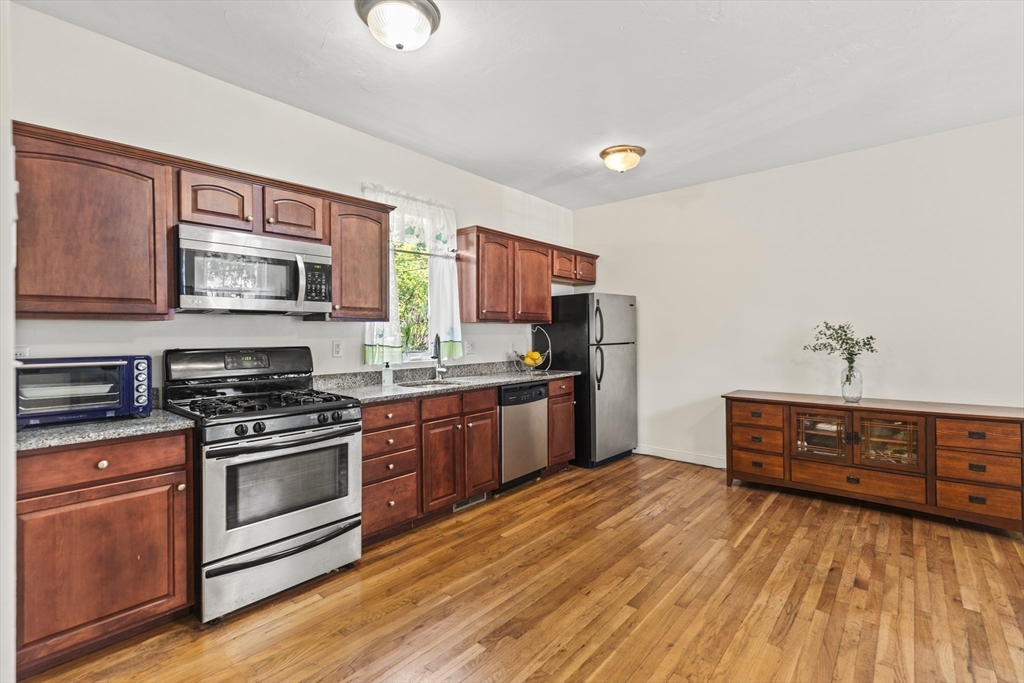 4-6 Marcella St 2