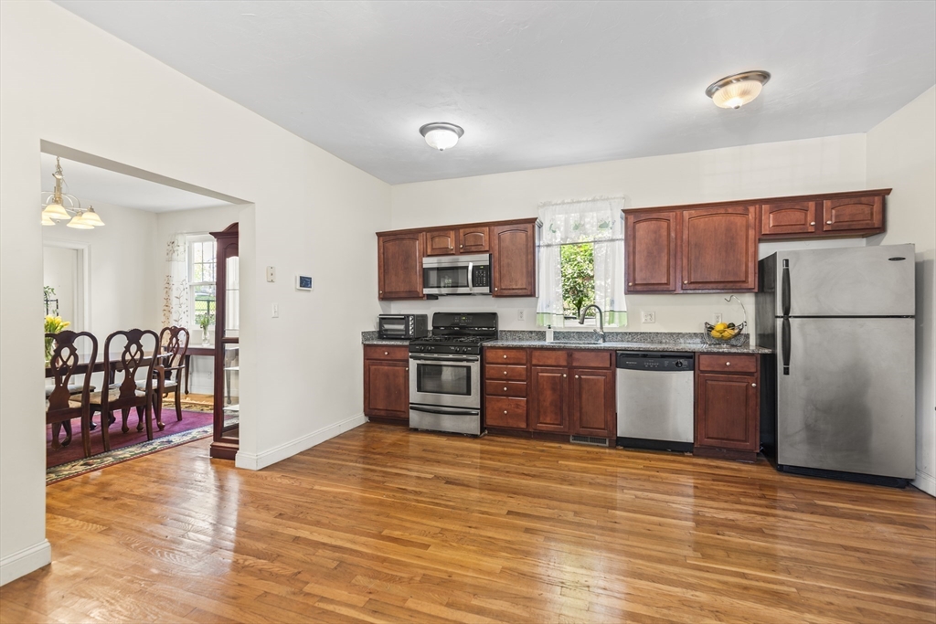 4-6 Marcella St 2