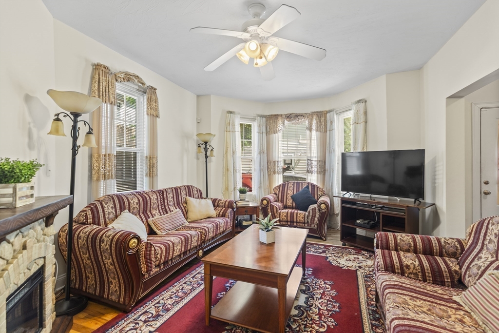 4-6 Marcella St 2