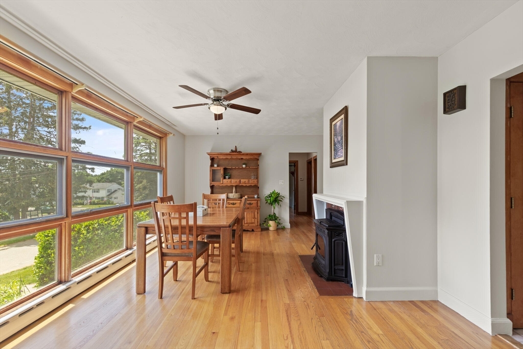10 Powderhouse Cir