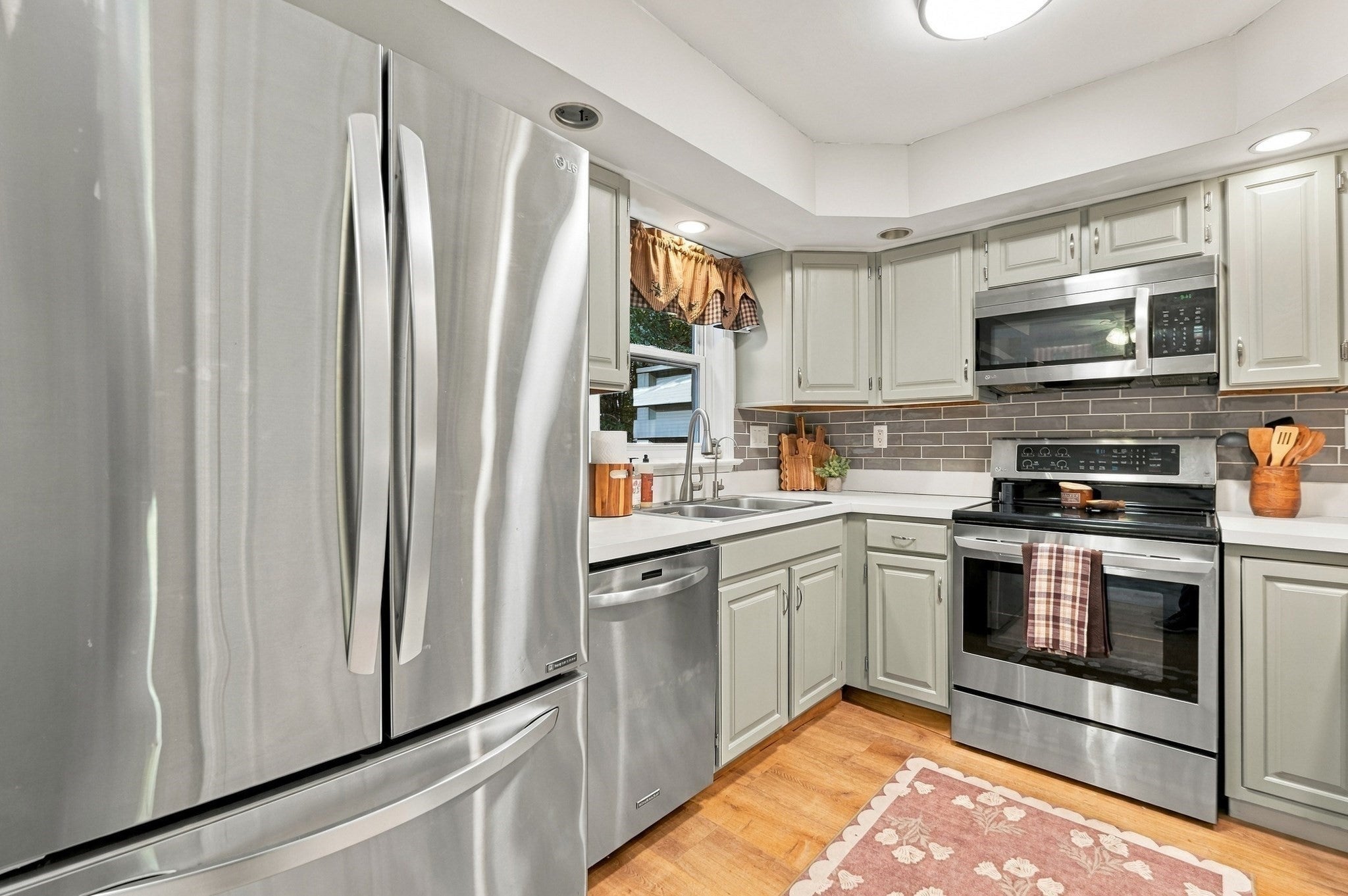 38 Walnut Circle #38, Merrimack, NH Photo #10