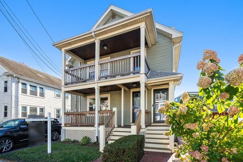 42-44 Warren St 42 Arlington MA 02474