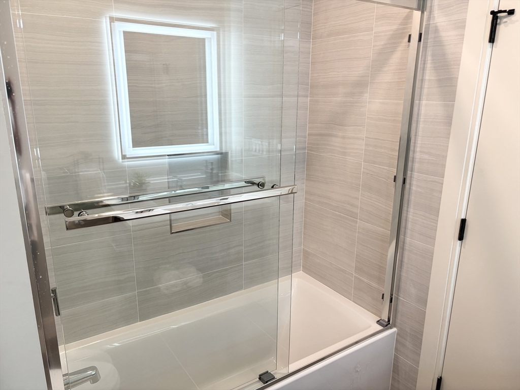 1391 Main Street #304, Walpole, MA Photo #22