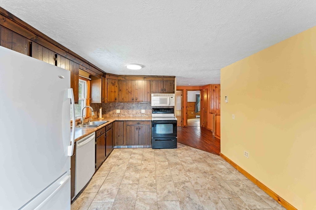 12 Ethier Dr