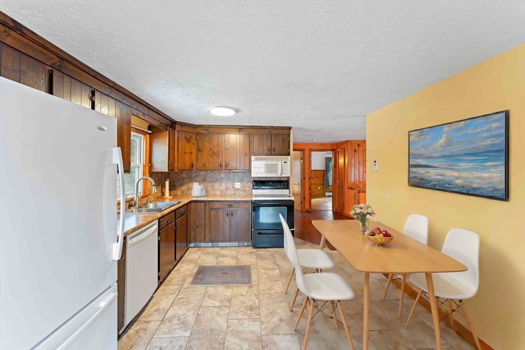 12 Ethier Dr