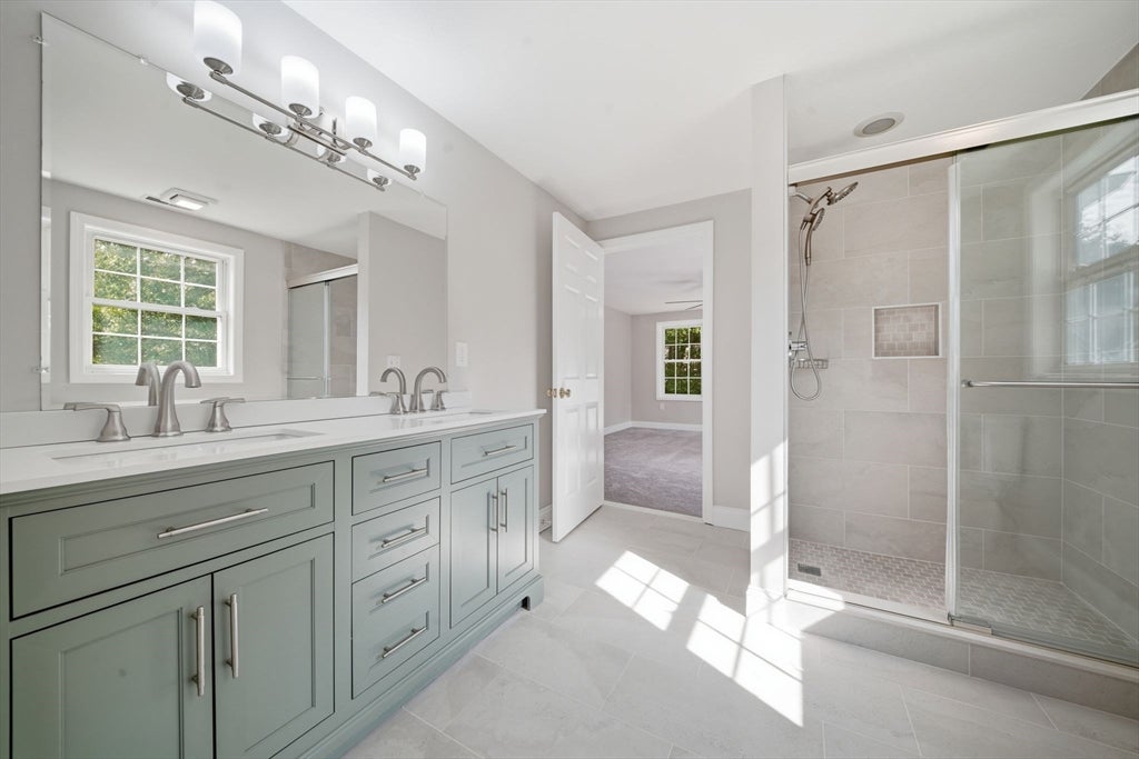 70 Katie Way, Tewksbury, MA, 70 Katie Way, Tewksbury, MA Photo #24