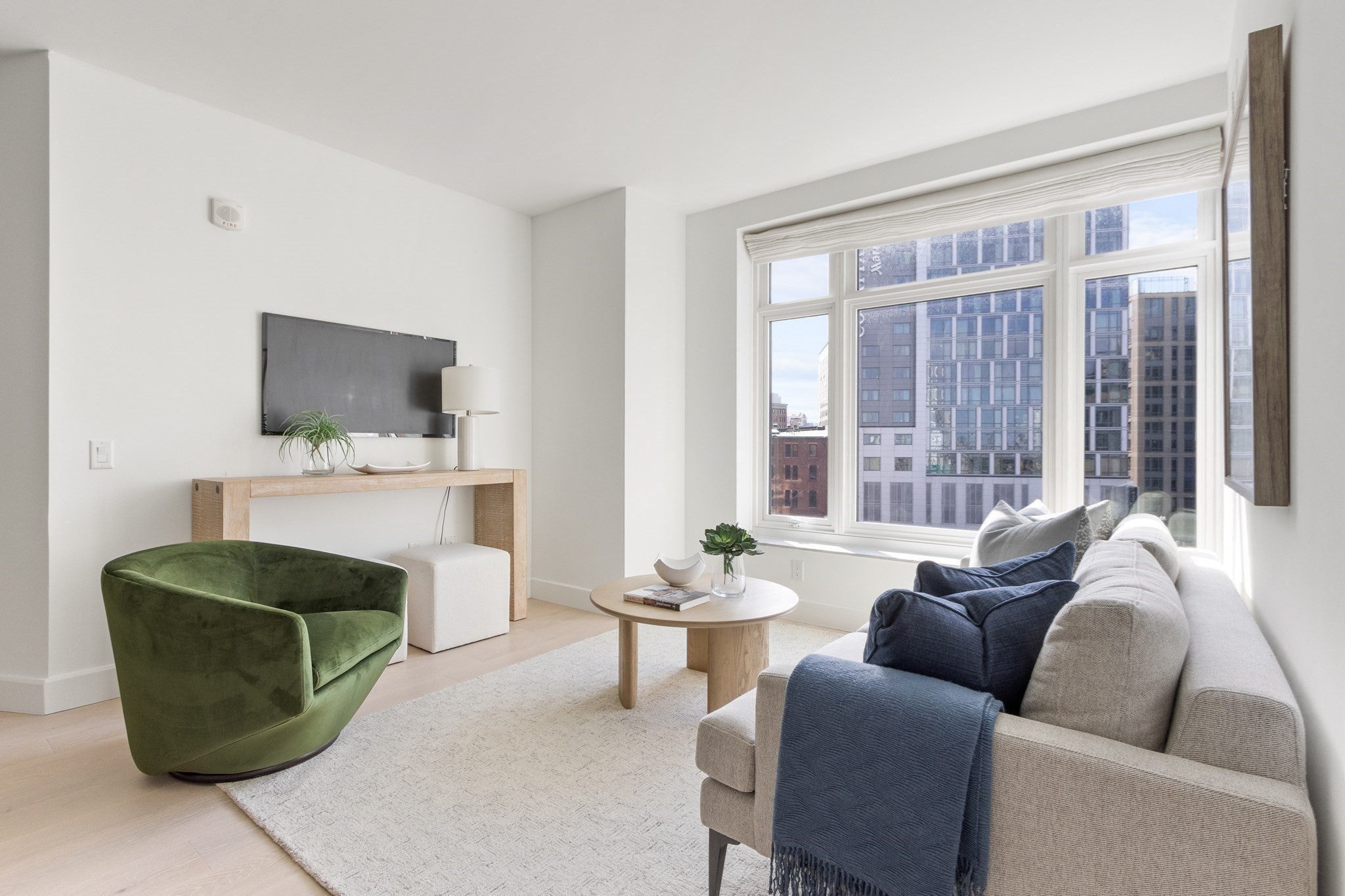 100 Lovejoy Wharf 6C, Boston MA 02114