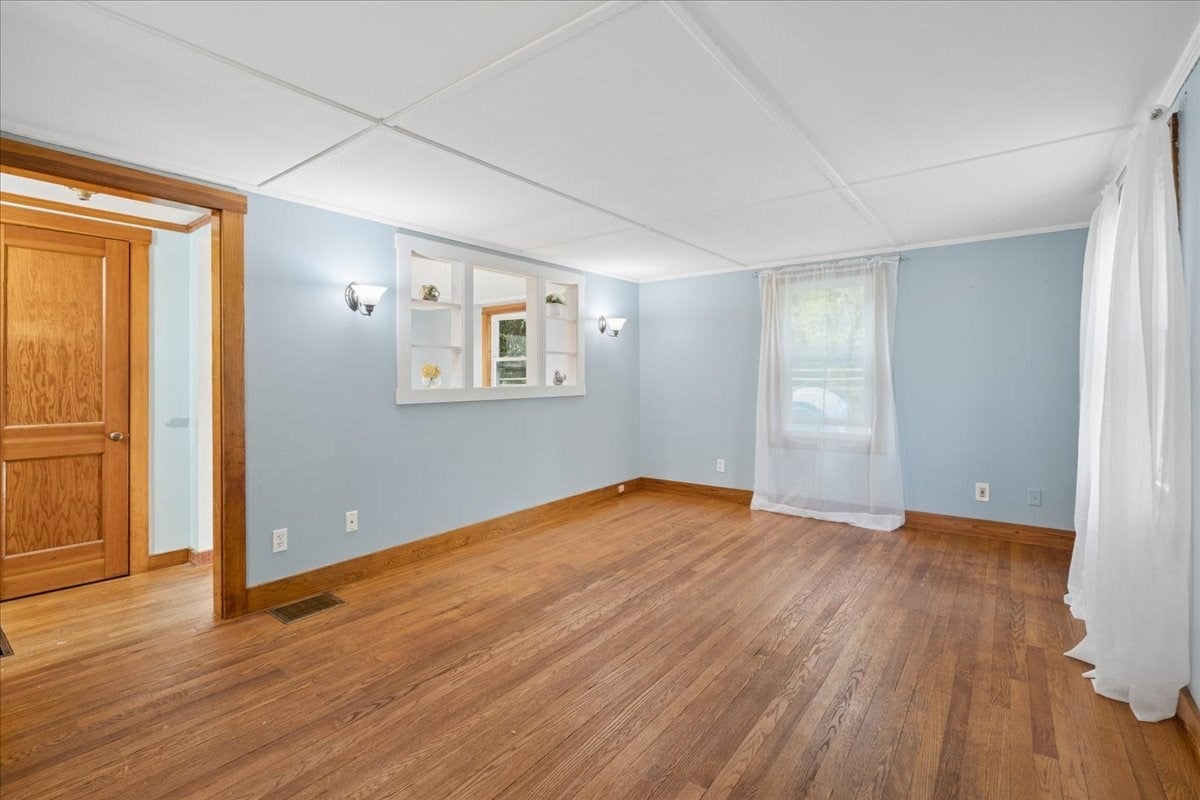16 Gile Road, Raymond, NH, 16 Gile Road, Raymond, NH Photo #20