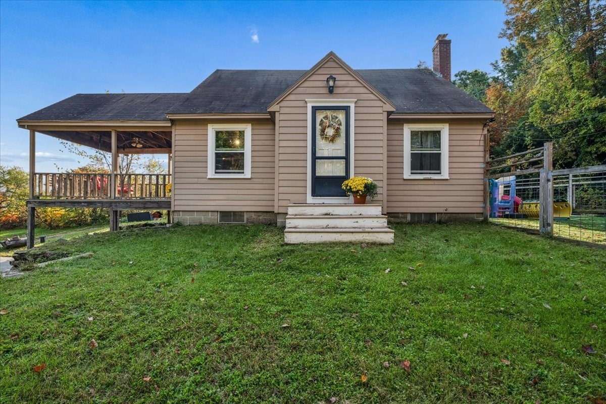 16 Gile Road, Raymond, NH, 16 Gile Road, Raymond, NH Photo #2