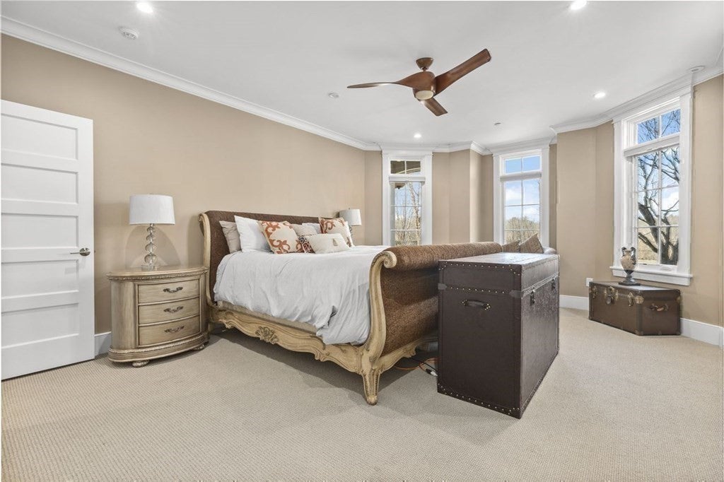 4 Ellen Mary Way, Wayland, MA Photo #38
