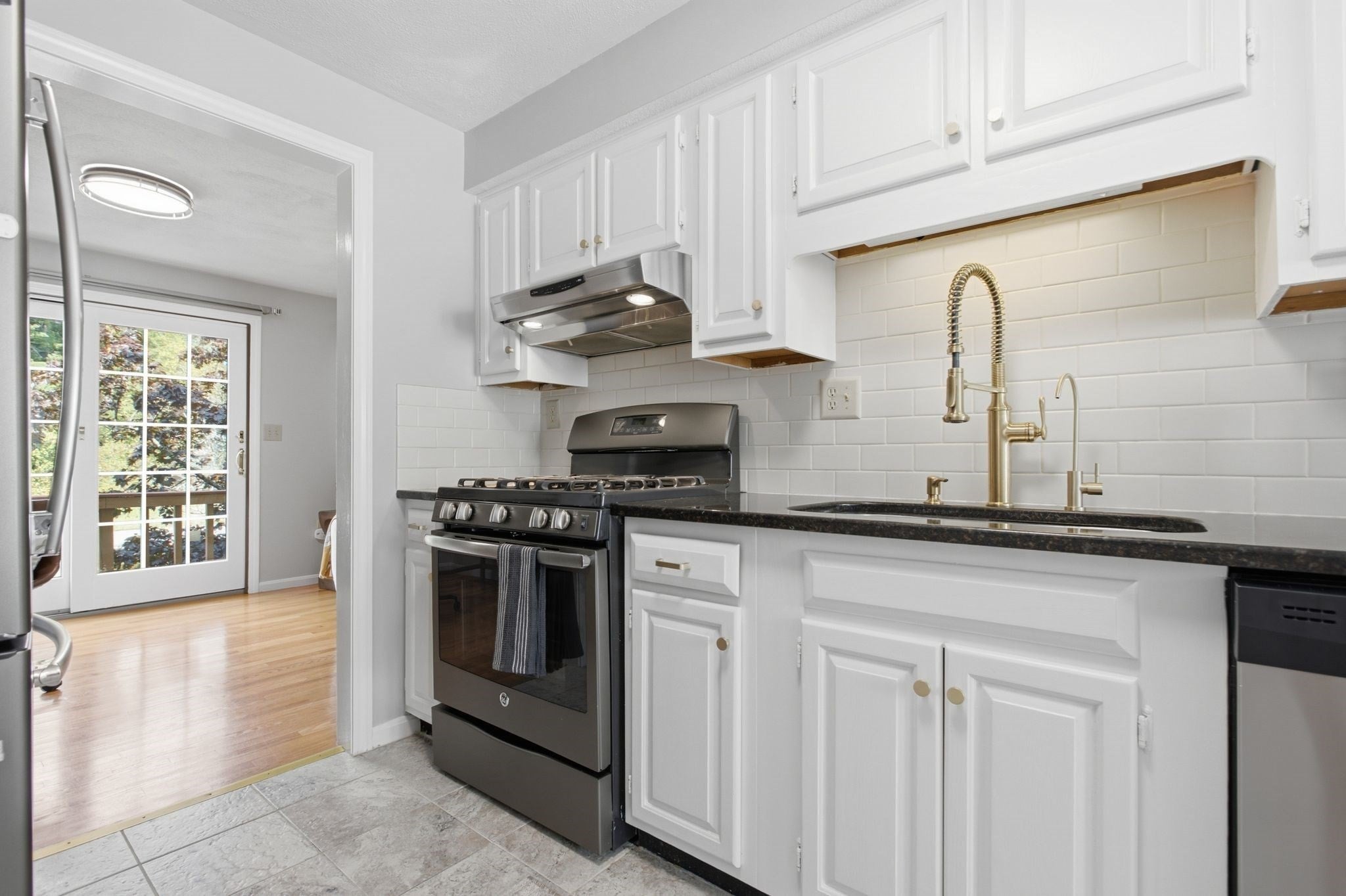 213 Apache Way #213, Tewksbury, MA, 213 Apache Way #213, Tewksbury, MA Photo #8