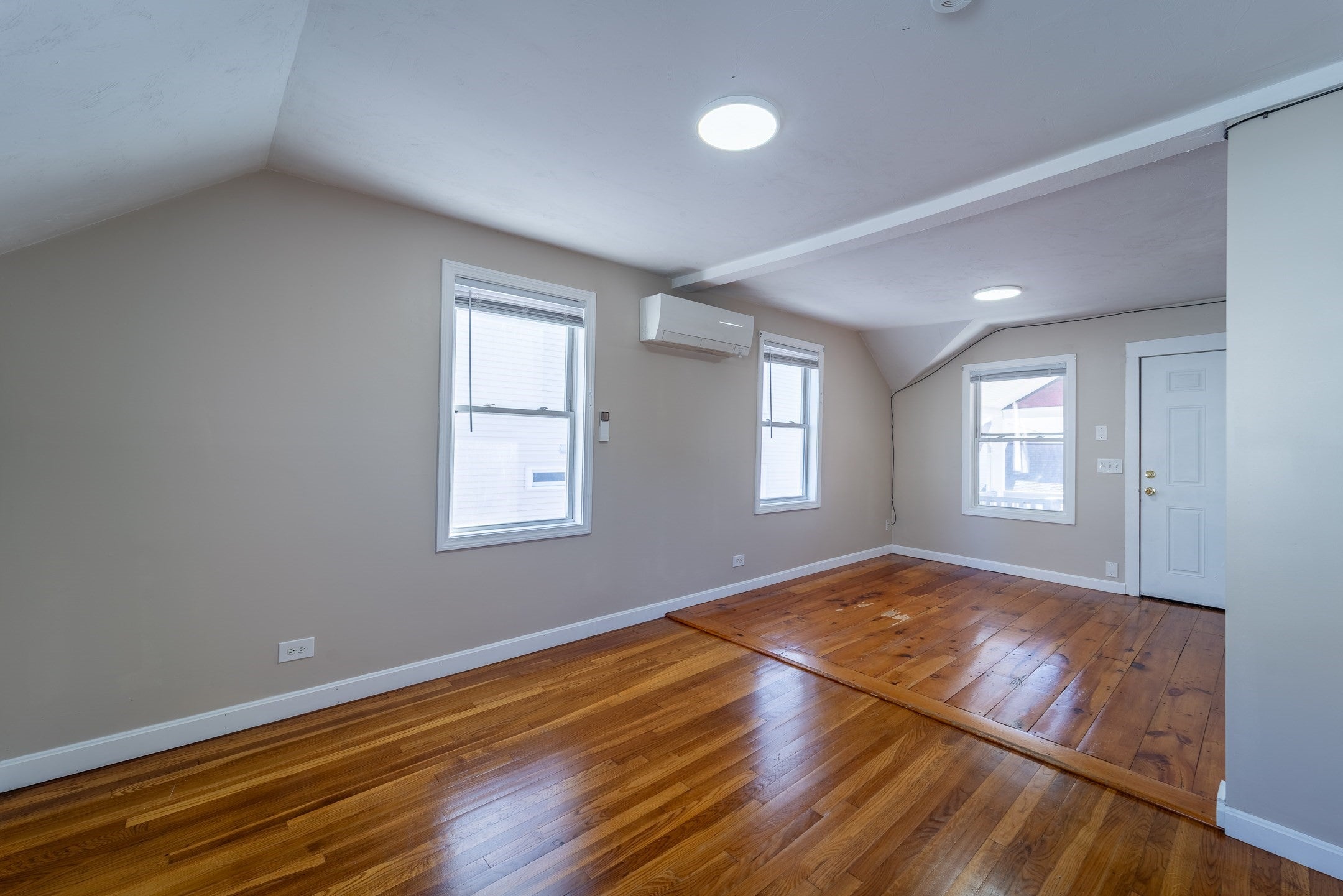 12 Chrome St, Worcester, MA, 12 Chrome St, Worcester, MA Photo #19