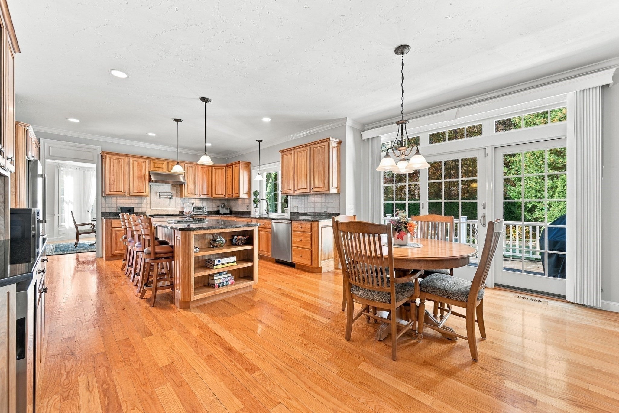 18 Smith Rd, Hopkinton, MA, 18 Smith Rd, Hopkinton, MA Photo #6