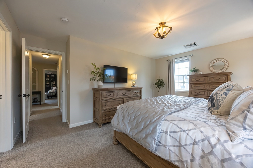 41 Westview Ave, Millbury, MA Photo #19