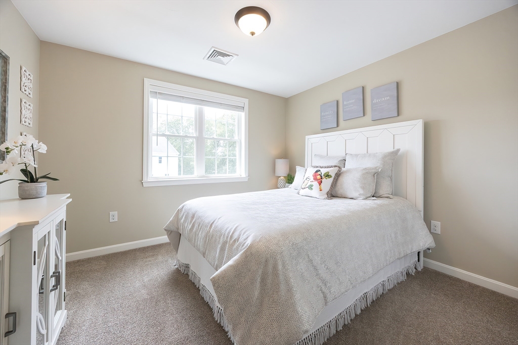 41 Westview Ave, Millbury, MA Photo #25