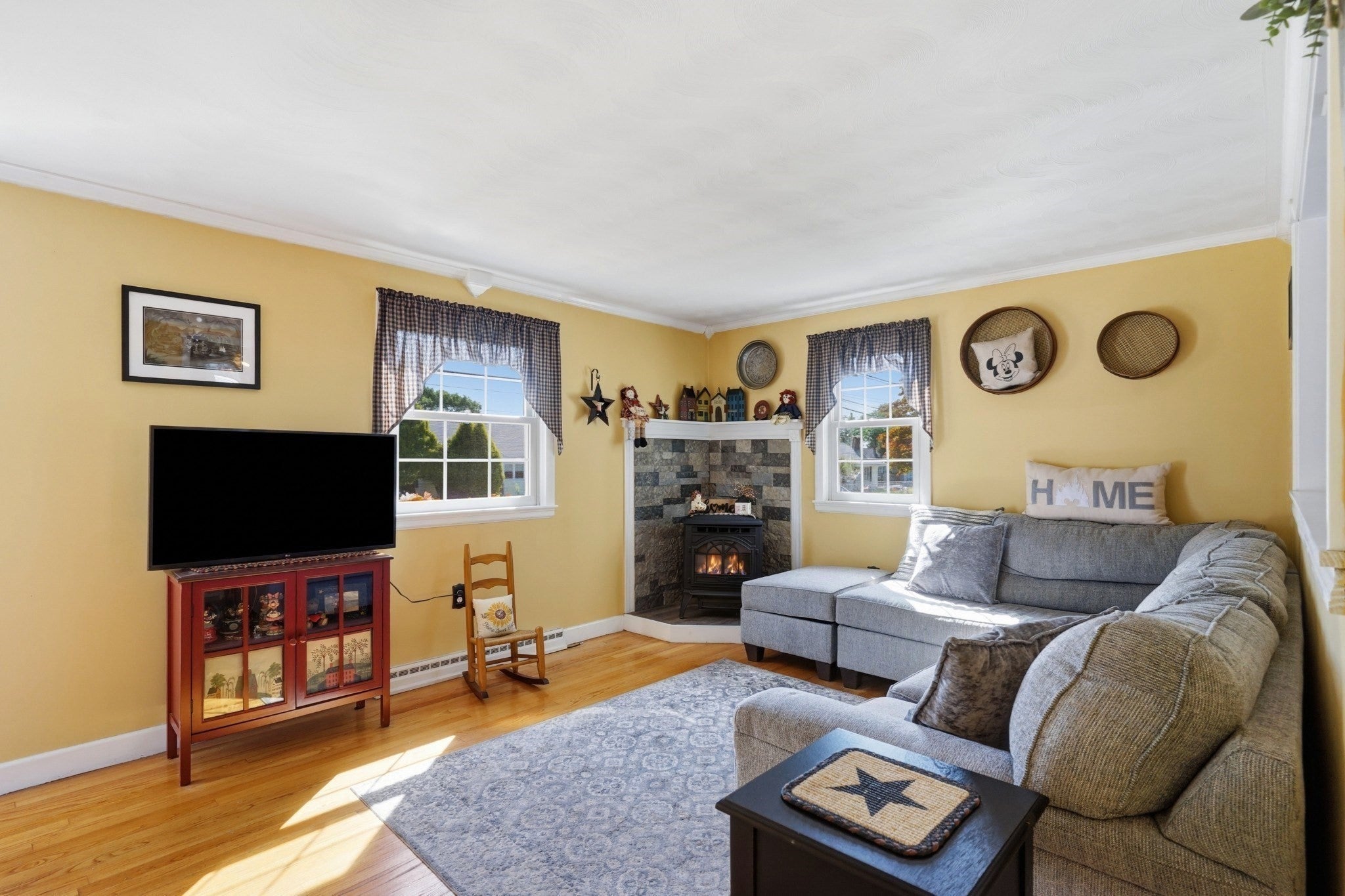 220 Williams St, Cumberland, RI, 220 Williams St, Cumberland, RI Photo #4