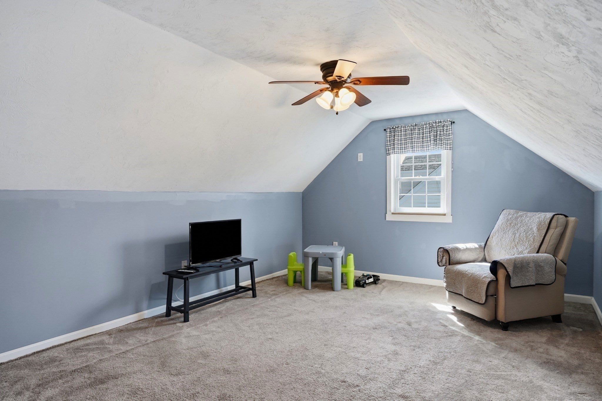 220 Williams St, Cumberland, RI, 220 Williams St, Cumberland, RI Photo #19