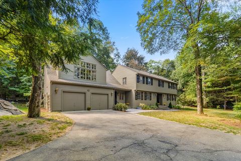 273 Singletary Ln Framingham MA 01702