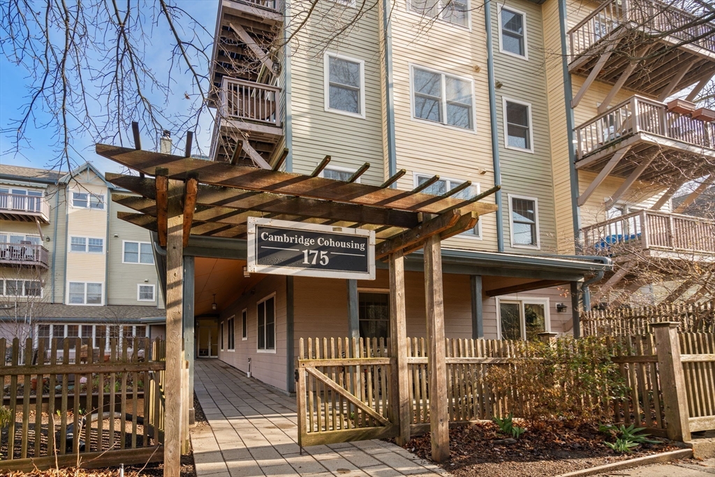 175 Richdale Avenue 115