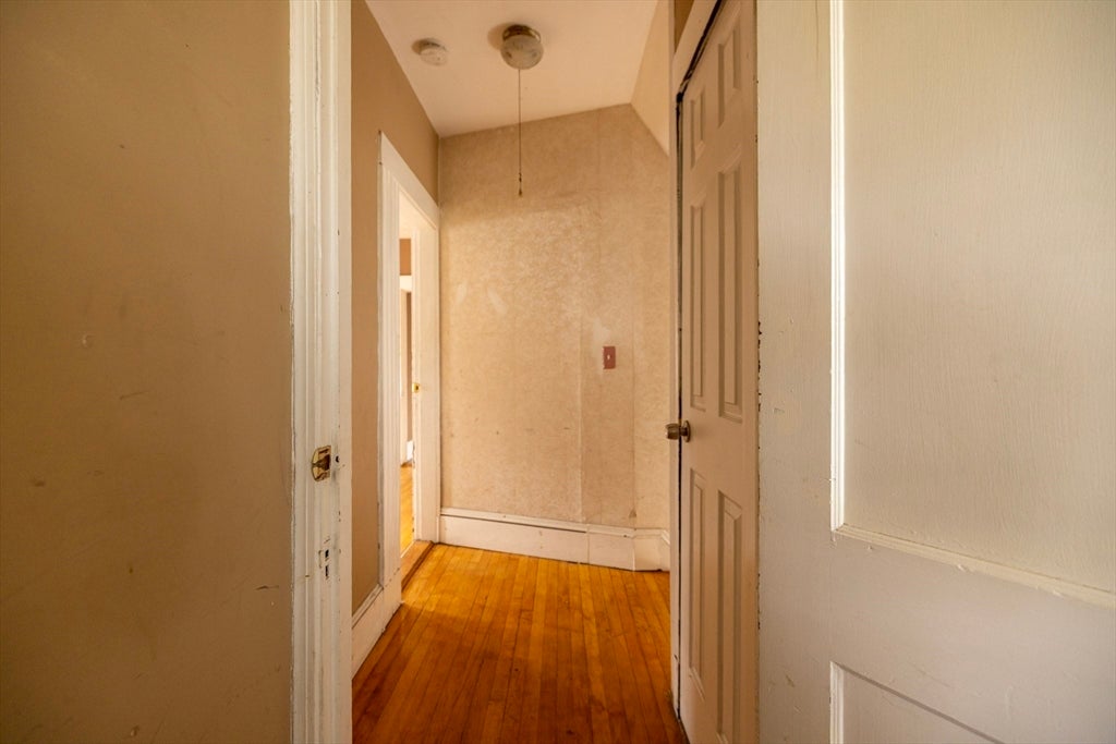 7-9 Illinois Ave, Somerville, MA Photo #30