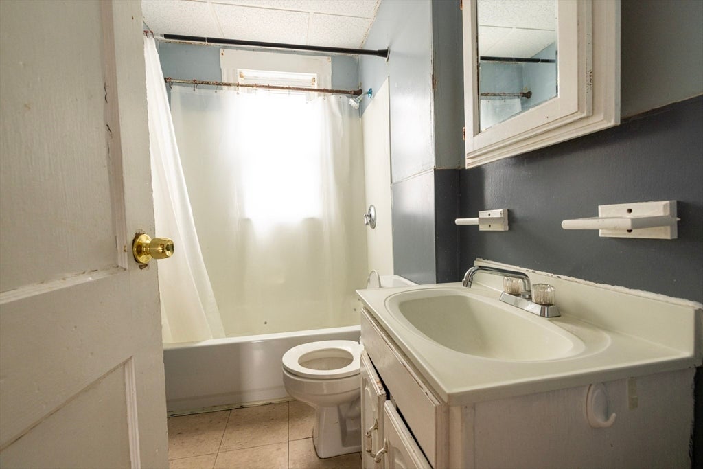 7-9 Illinois Ave, Somerville, MA Photo #19