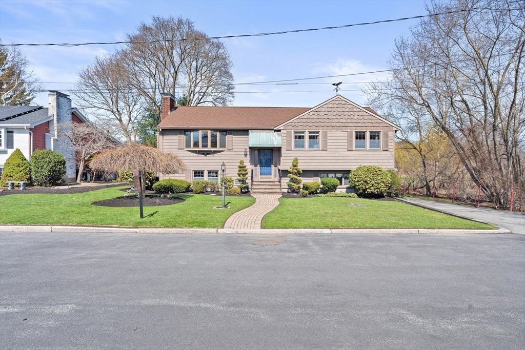 318 Laurel St