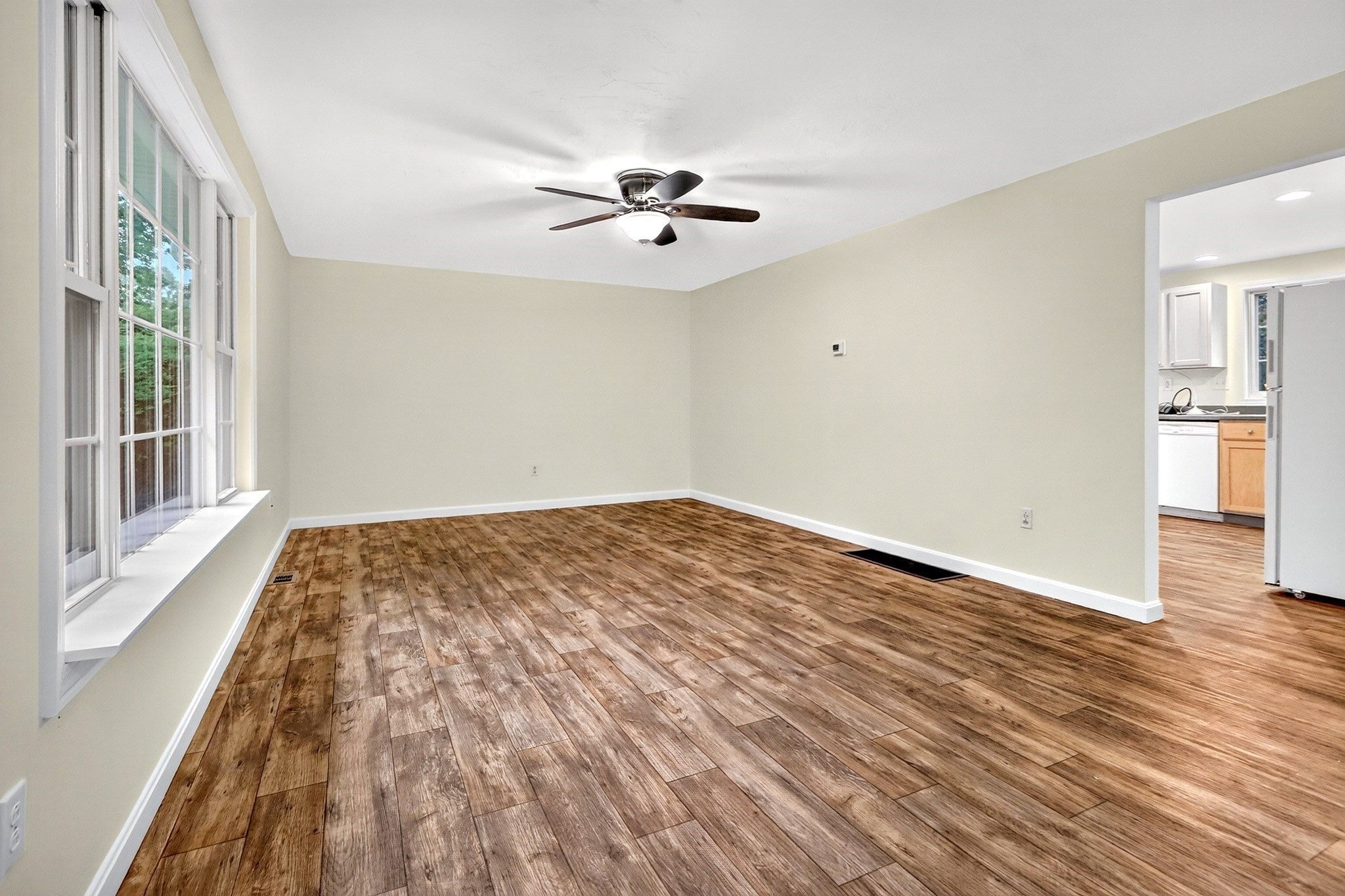 85 Steeple Chase Cir #3, Attleboro, MA, 85 Steeple Chase Cir #3, Attleboro, MA Photo #3