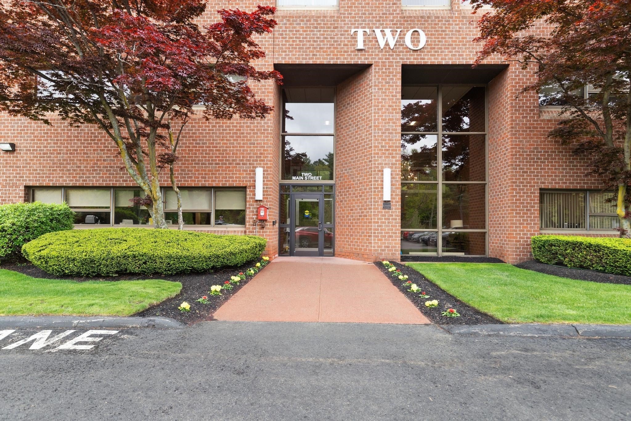 2 Main St 240