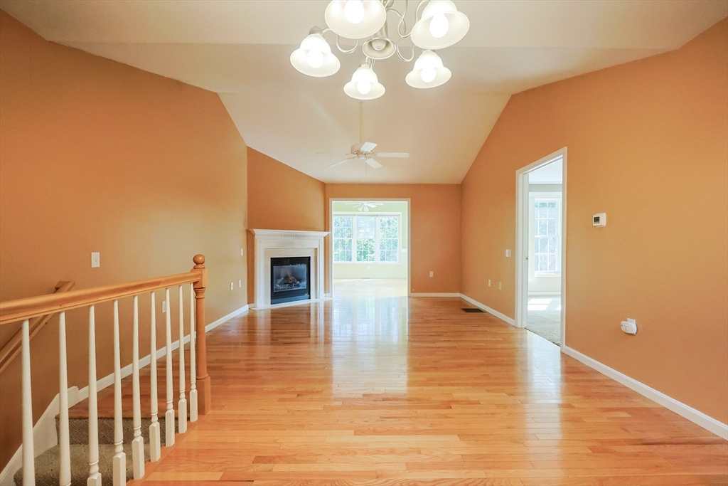 18 Carriage Path 18